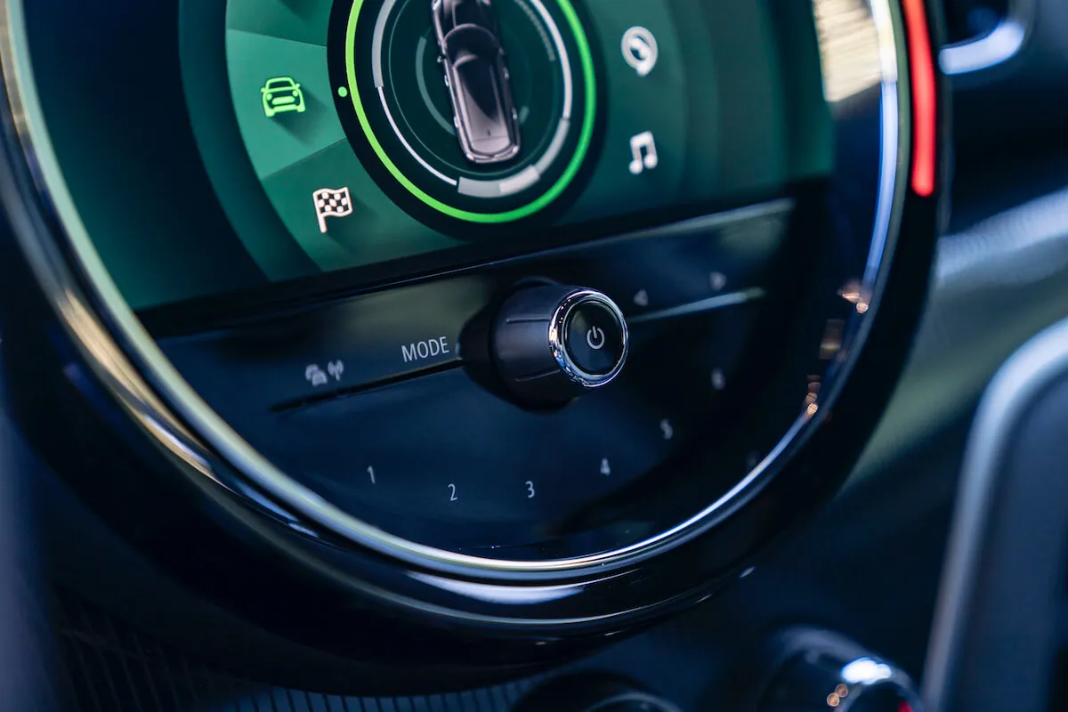 MINI connected
