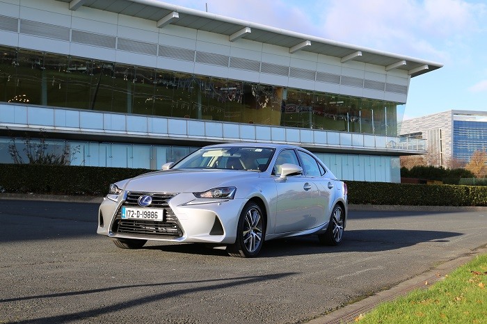 2018 is300 hybrid outside