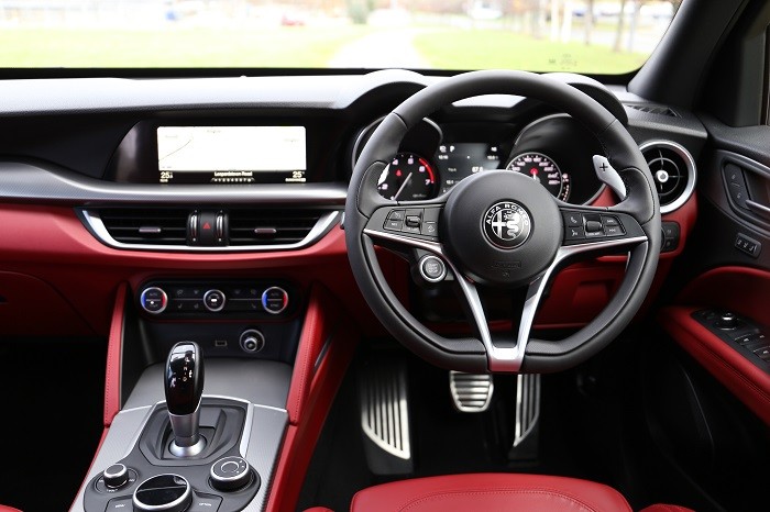 Alfa Romeo Stelvio Drivers Area