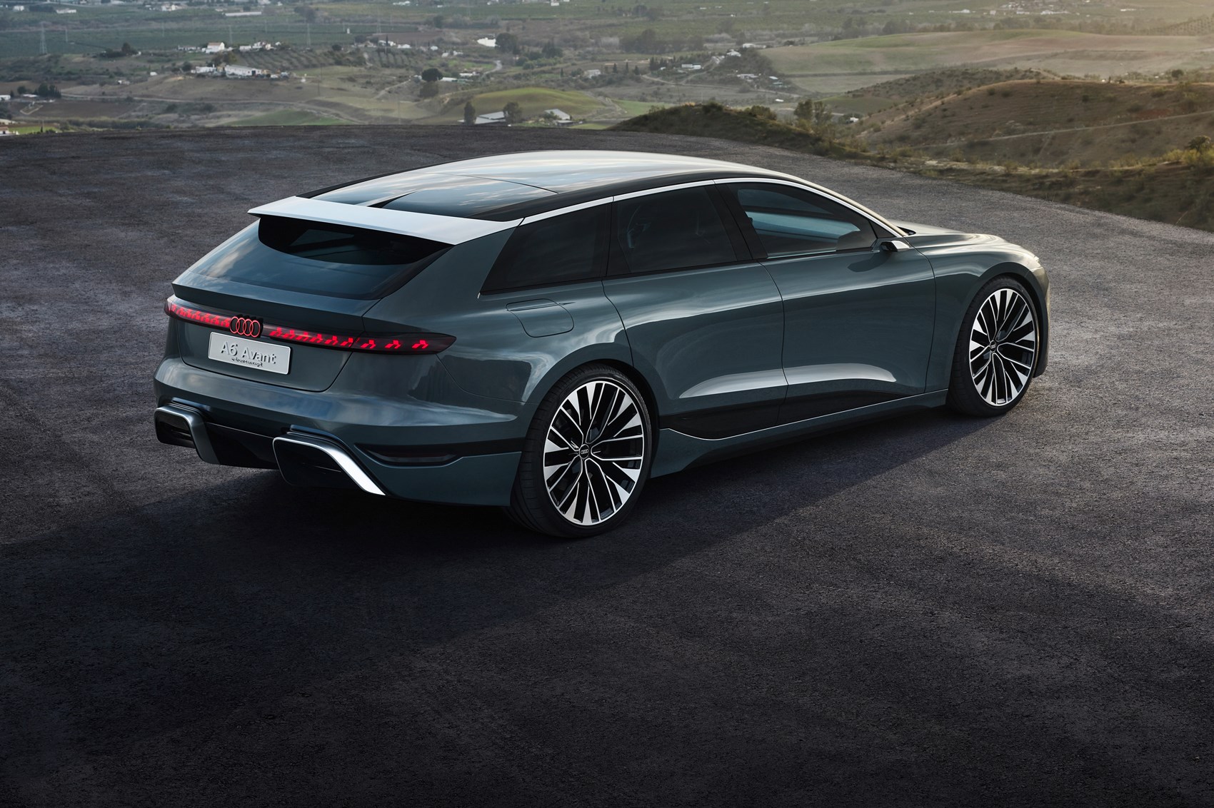 Audi A6 e-tron