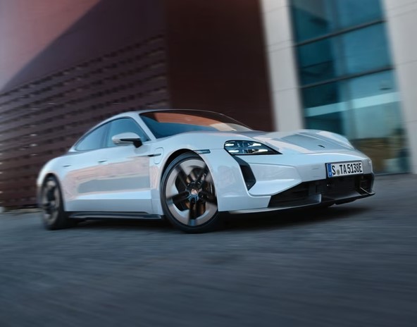 Porsche Taycan Performance