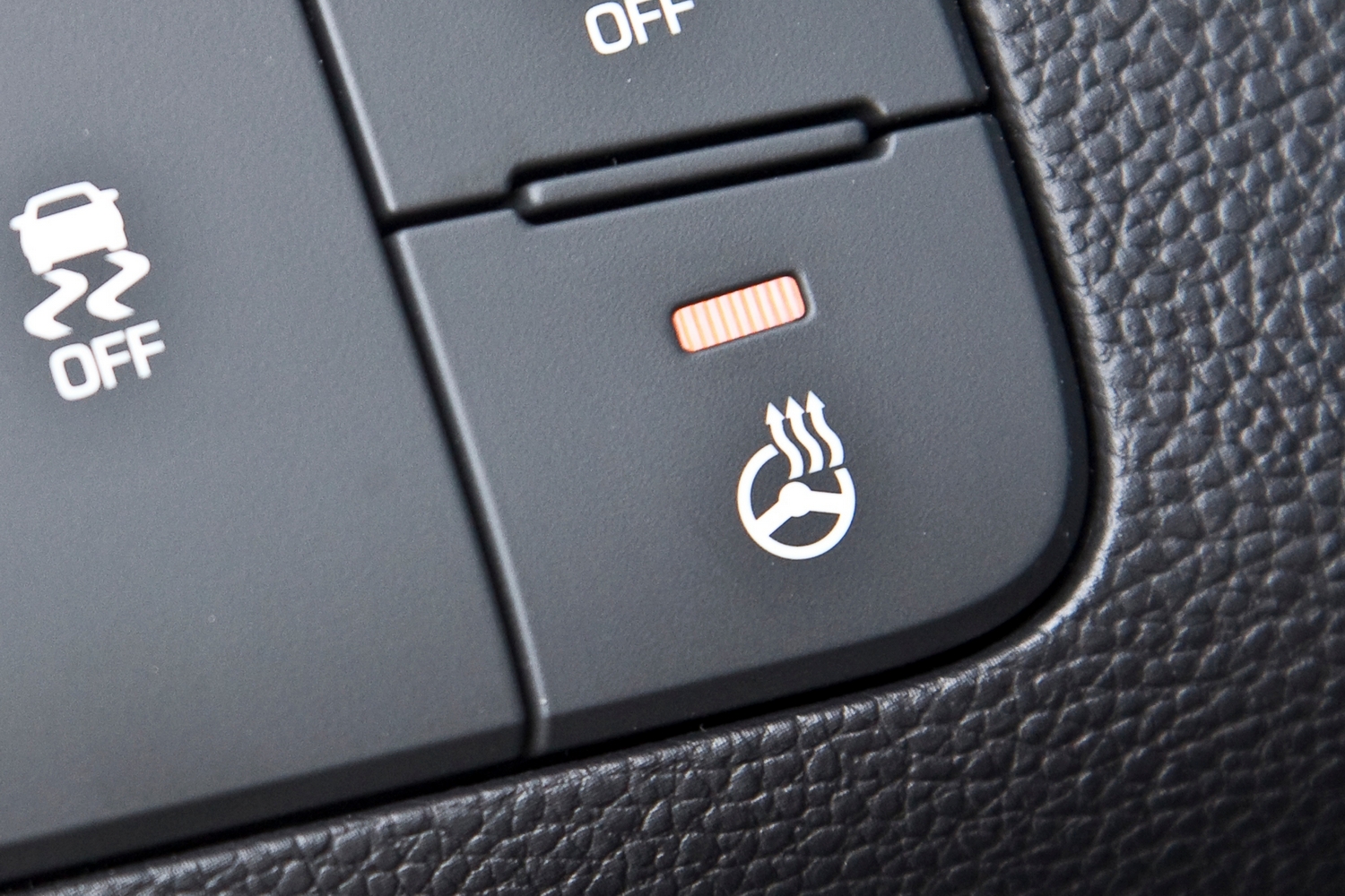 Button to activate the heated steering wheel