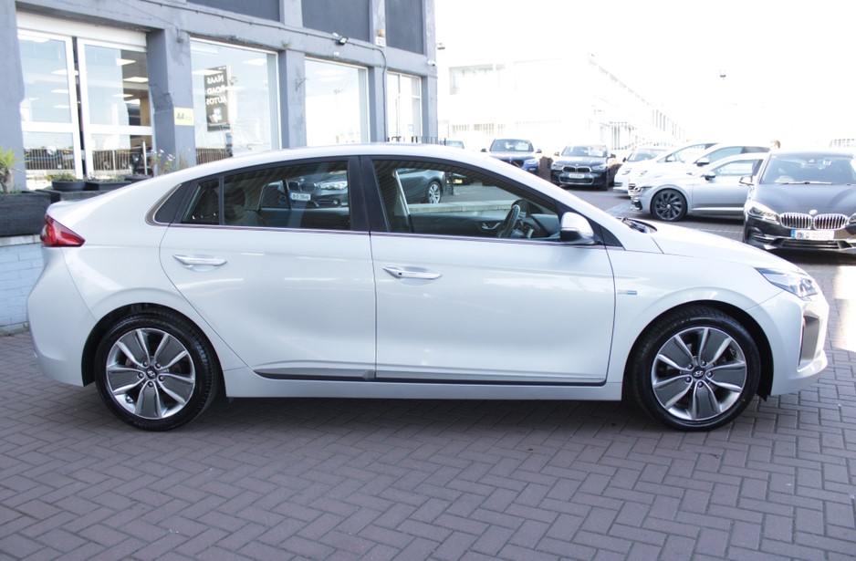 Hyundai Ioniq