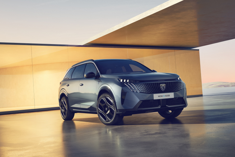 New Peugeot 5008