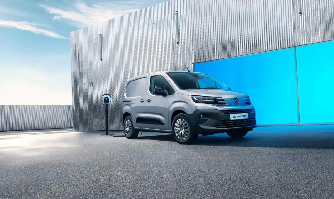 Peugeot E-partener hero
