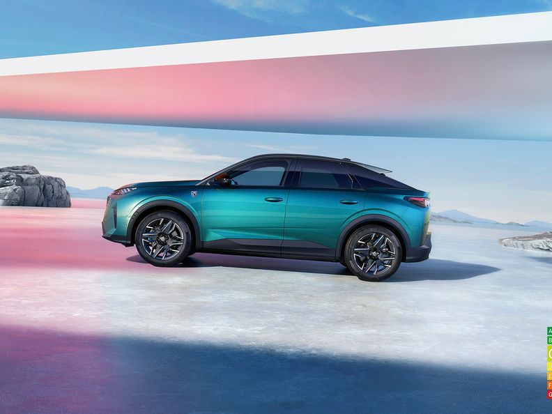 Pegeout 3008 Hybrid