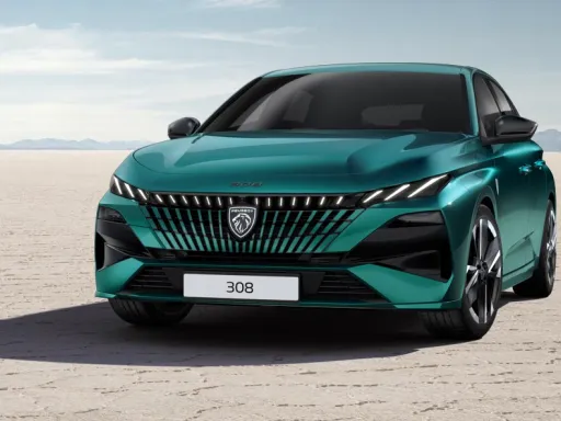 Peugeot E-308