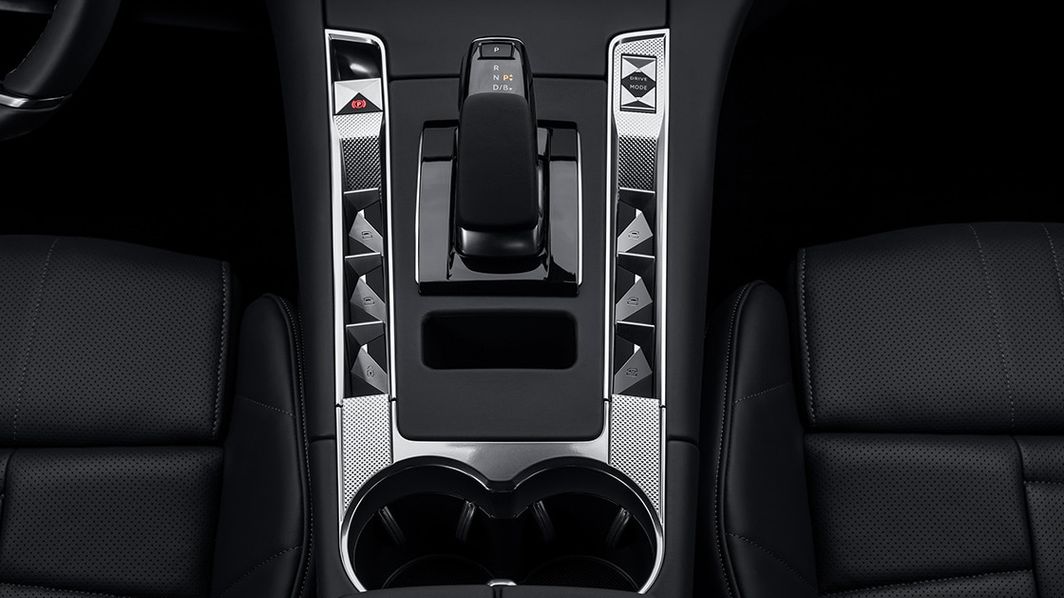 DS 7 Interior Design