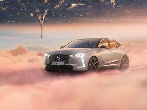 DS 4