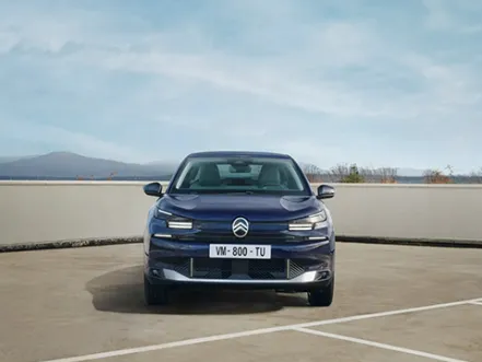 New Citroën ë-C4 X