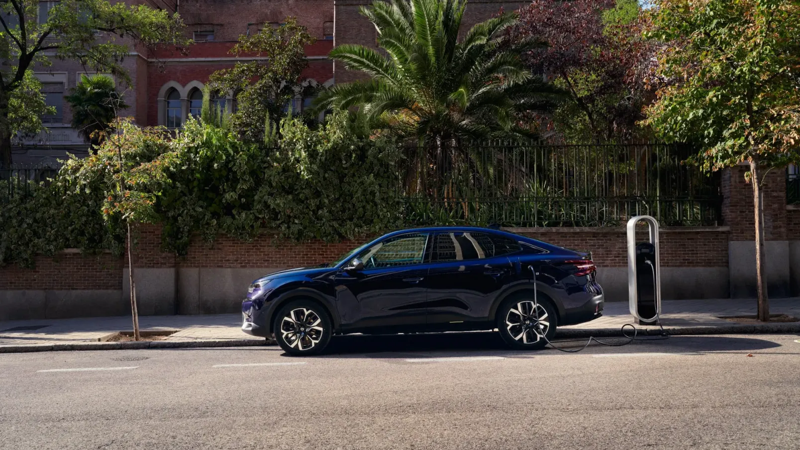 ë-C4 X Exterior