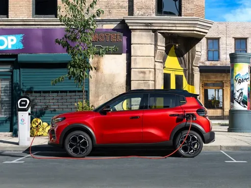 ë-C3 Easy charging on-the-go