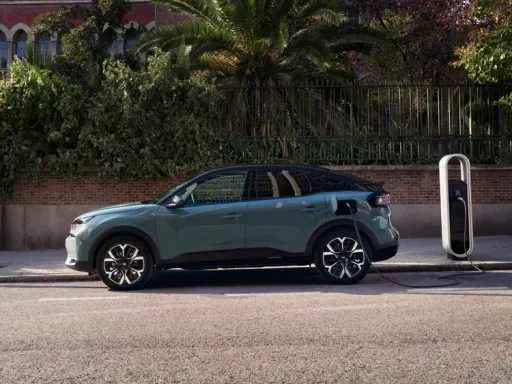 New Citroën ë-C4 Range