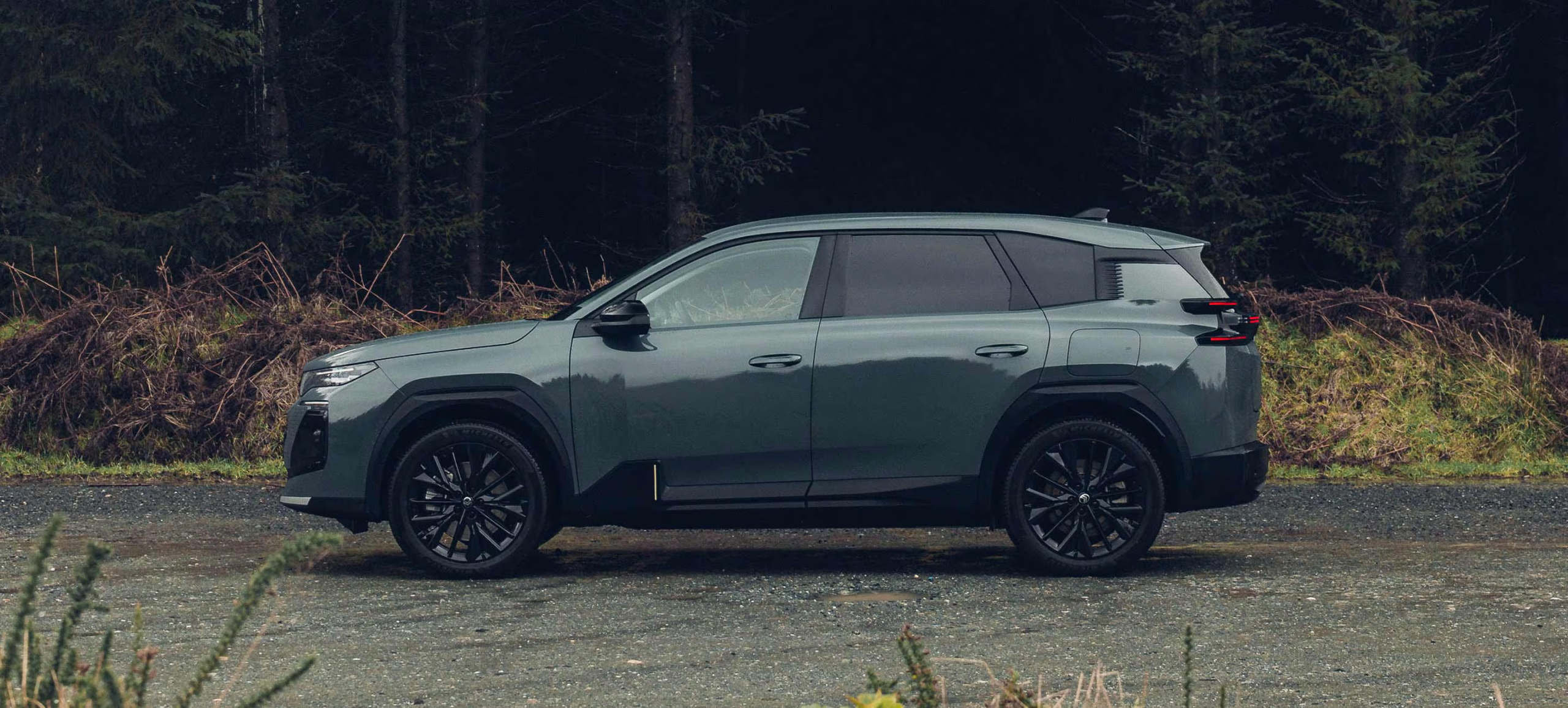 e-C5 Aircross Exterior