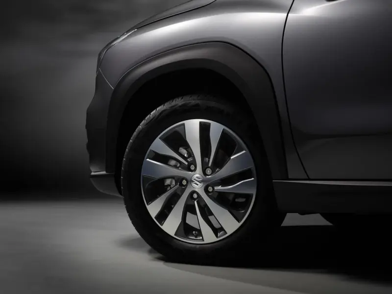 Suzuki S-Cross Design