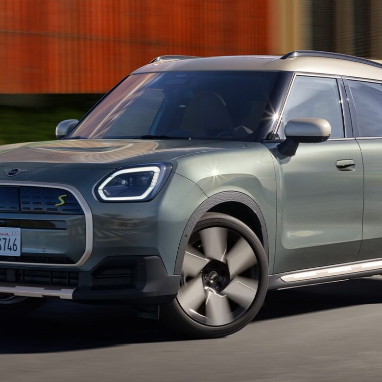 Countryman Electric - Driving Experience
