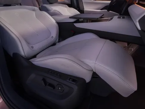 Peaq Interior