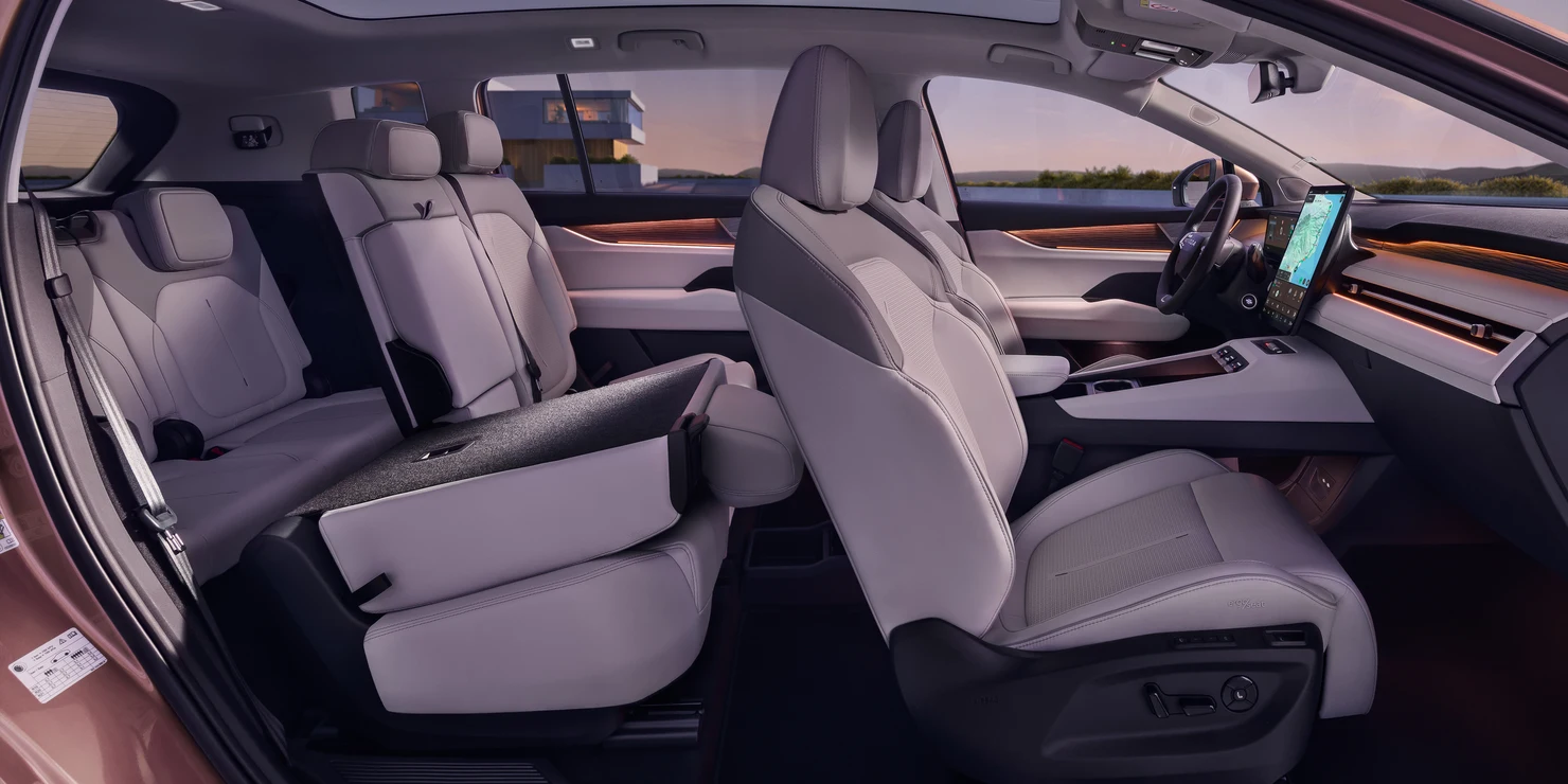 Peaq Interior