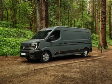 Nissan Interstar