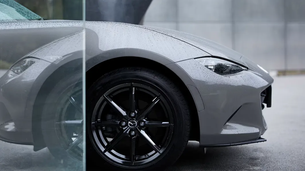 MX5 Exterior
