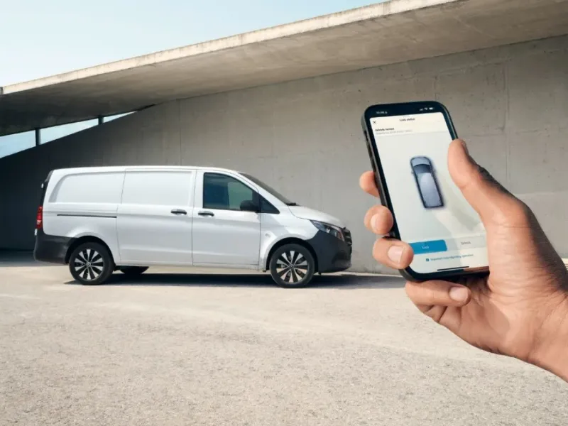 eVito Tourer Wireless Charging System