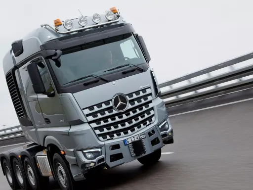 Arocs SLT Exterior
