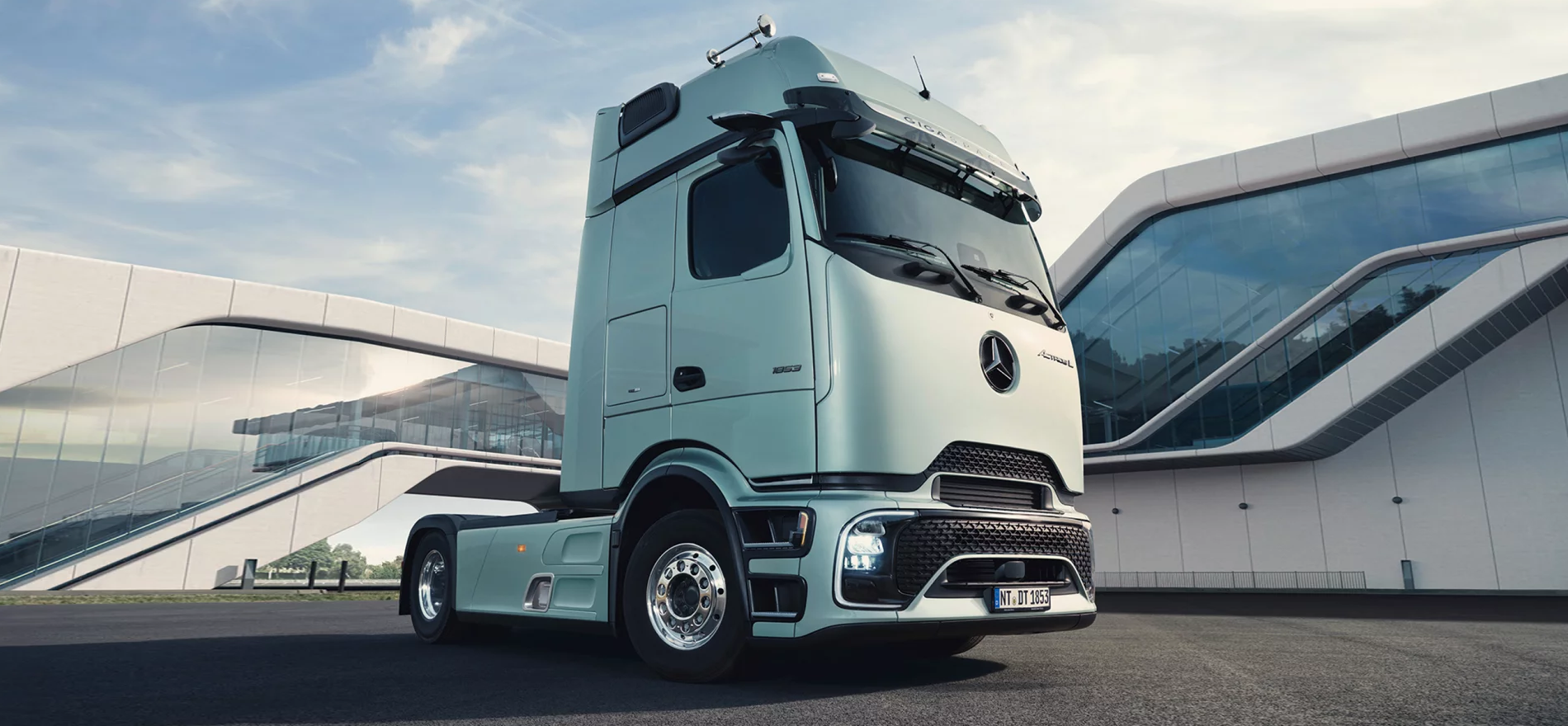 Actros L with ProCabin