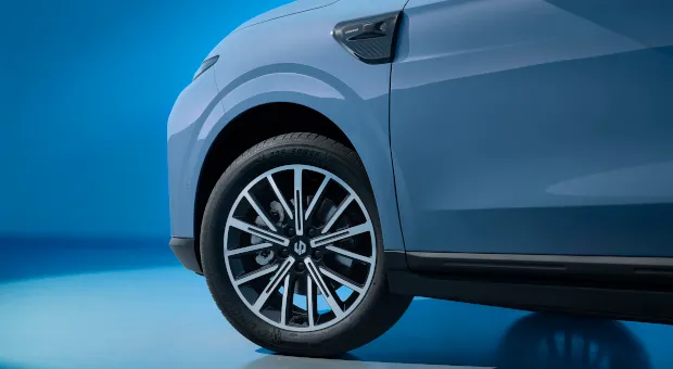 New B10 Exterior Design