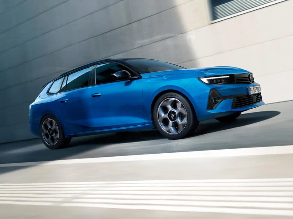 New Astra Sports Tourer Exterior