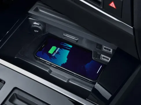 New Astra Sports Tourer Wireless charging