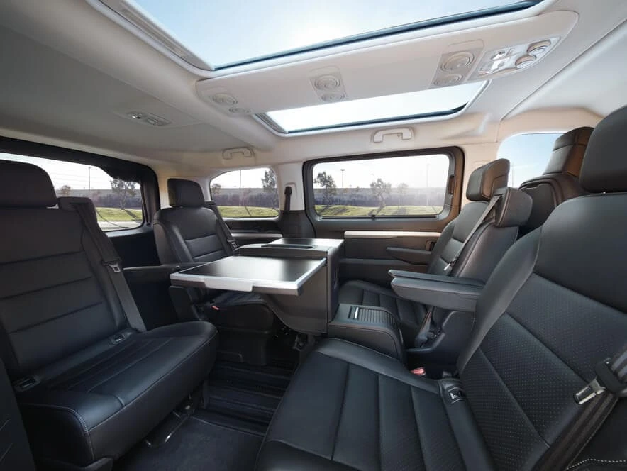 Opel Zafira Electric Interior