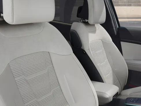 Kia Sportage Plug-In Hybrid Interior