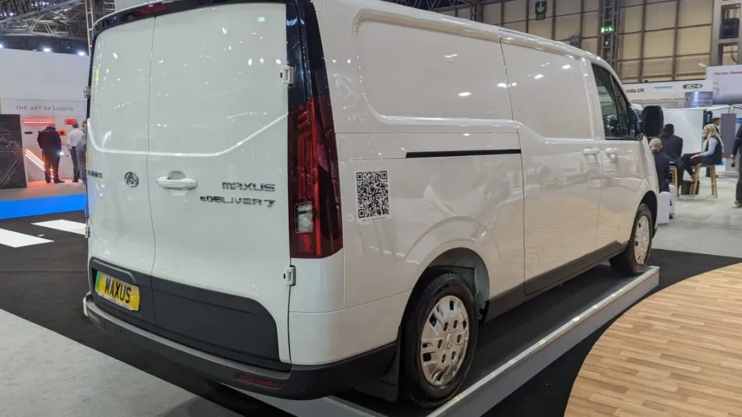 eDeliver 7 Exterior
