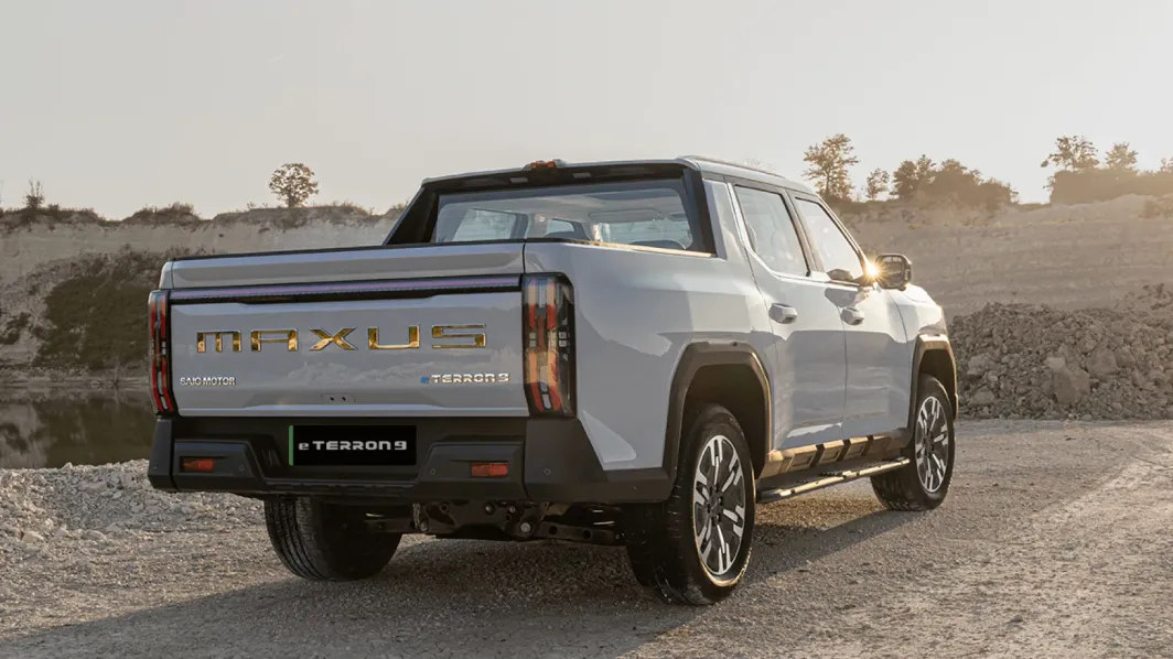 eTerron 9 Exterior