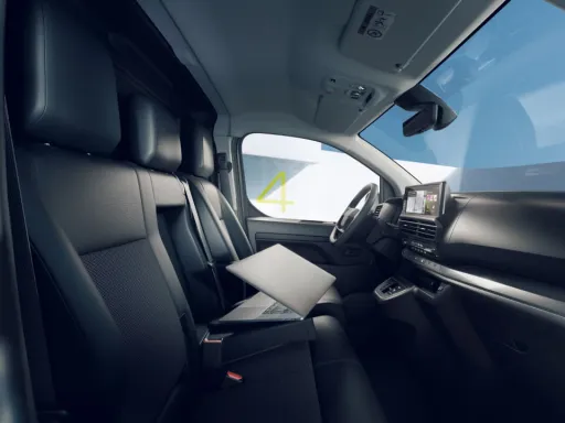 New Vivaro Electric Highlights