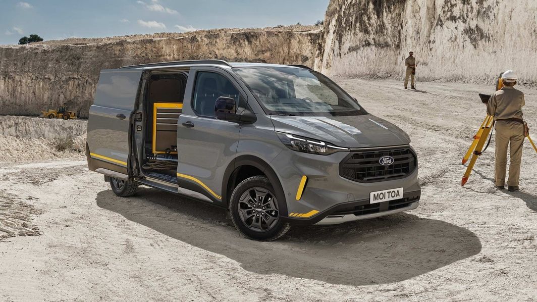 Transit Custom Exterior