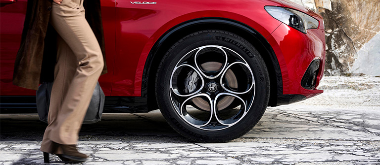 Stelvio Exterior Design