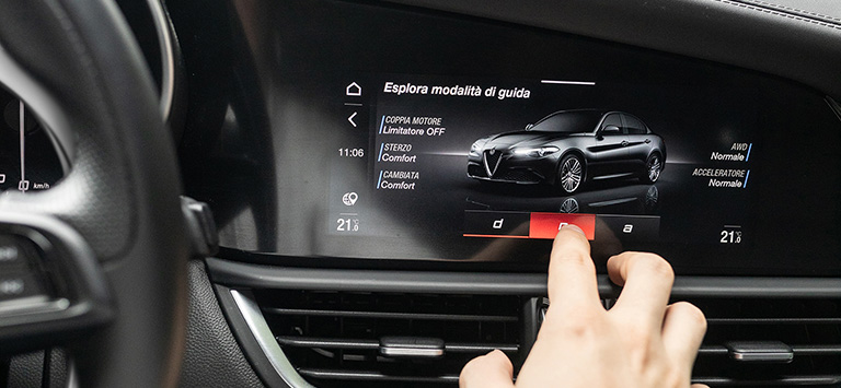 Giulia Interior