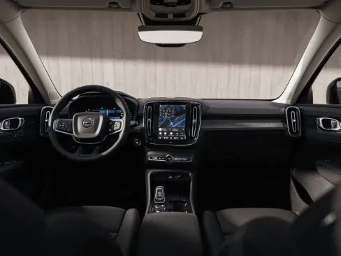XC40 Convenient Storage