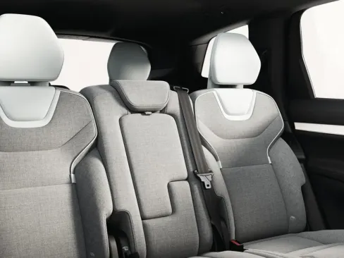 EX90 Full-sized ergonomic seats