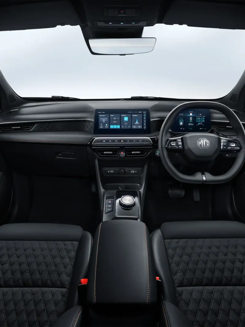 MG3 Hybrid Interior