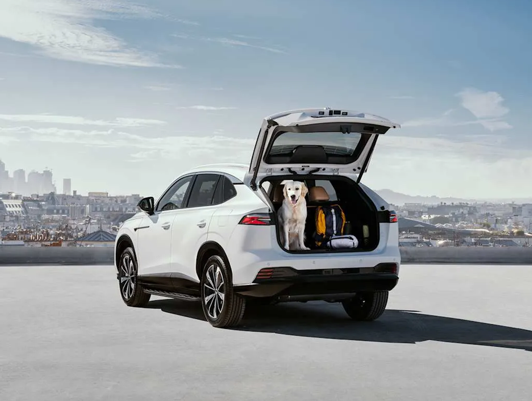 MG HS Plug-in Hybrid