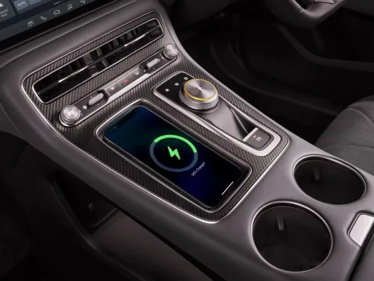 MGS6 Ev Interior
