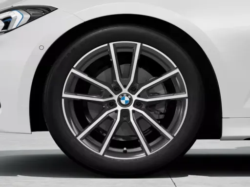 BMW 3 Series Touring Plug-in Hybrid attractive alloys