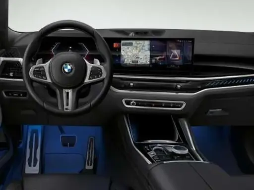 BMW X6 Curved Display