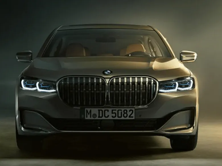 BMW 7 Series Plug-in Hybrid Front