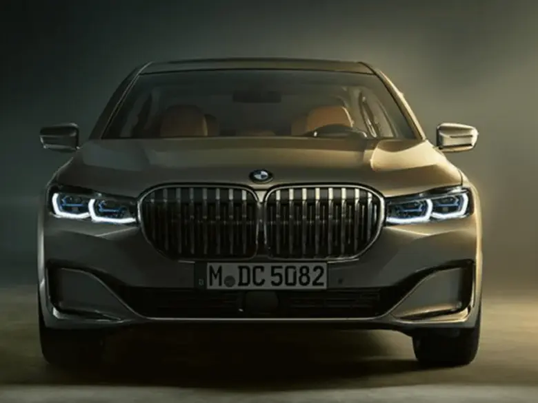 BMW 7 Series Plug-in Hybrid Front