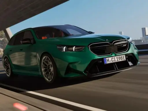 BMW M5 Touring Plug-in Hybrid Drive Mode