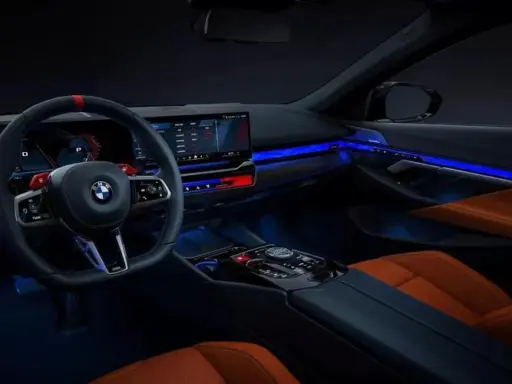 BMW M5 Touring Plug-in Hybrid Ambient Lighting