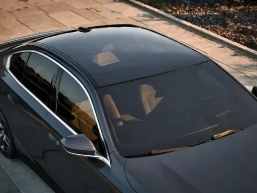 BMW 5 Series Saloon Plug-in Hybrid Panoramic Glass Sunroof